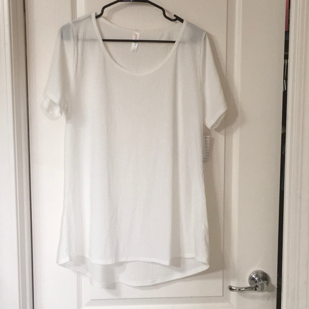 Lularoe large white ribbed classic tee
